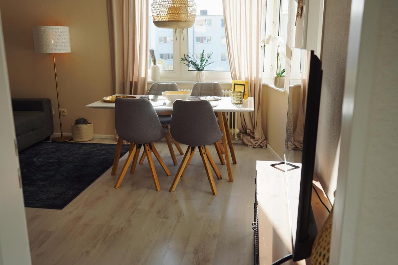 Unique: Cozy - Balcony - Kitchen - Netflix Apartment เบรเมน ภายนอก รูปภาพ
